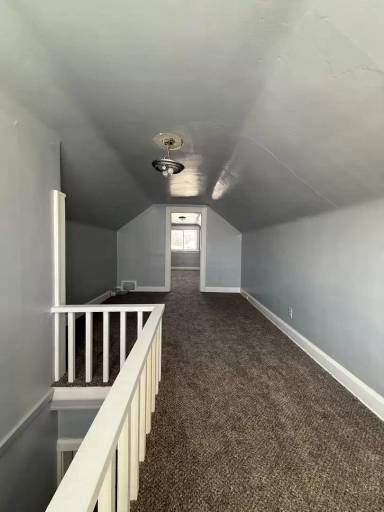 Main picture of 1033 Chalker St