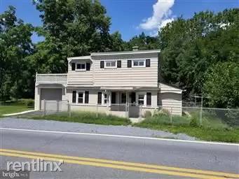 Main picture of 655 S Chiques Rd