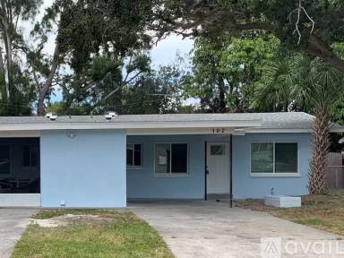 Main picture of 102 38th Ave SE