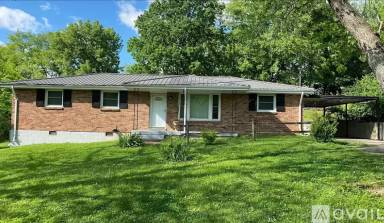 Main picture of 108 Robinhood Cir
