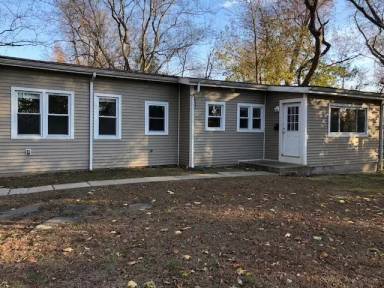 Main picture of 19 Henning Dr