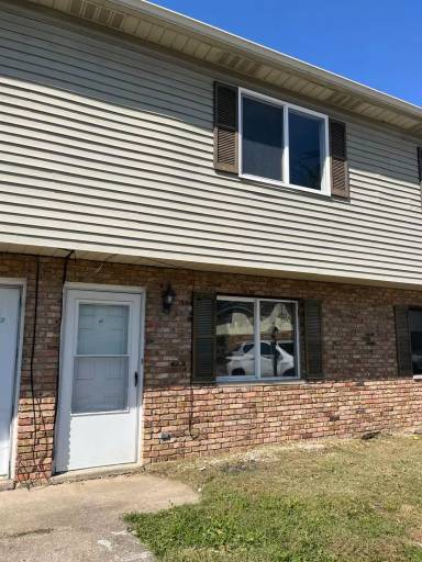 Main picture of 13053 Walnut Pt