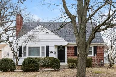 Main picture of 2928 Maryland Ave