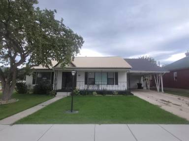 Main picture of 192 N 100 E