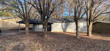 Main picture of 1336 Dianne Dr