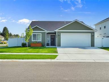 Main picture of 534 Raven Ln