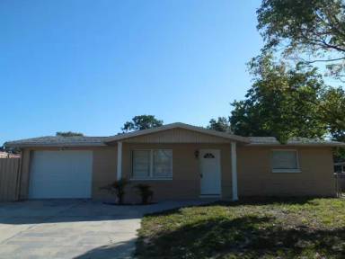 Main picture of 7217 Country Club Dr