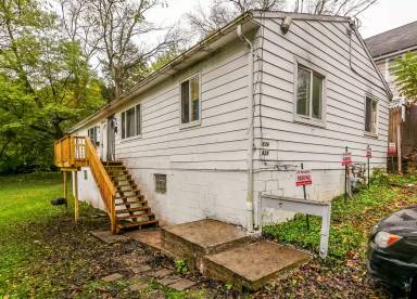 Main picture of 838 Springdale Dr