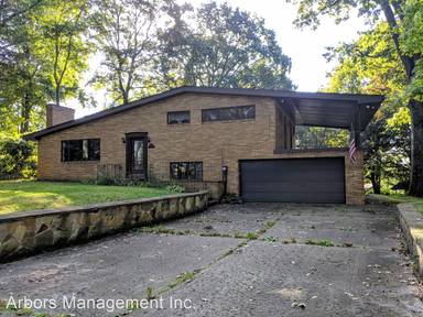 Main picture of 514 Cottage Ln