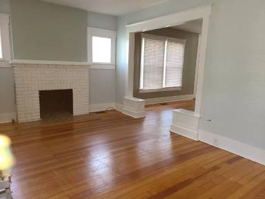 Main picture of 141 N Stone St