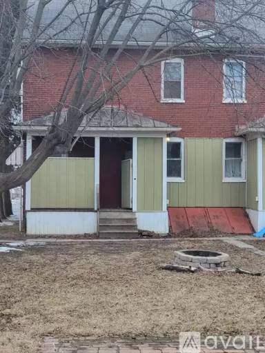 Main picture of 2261 W 3rd St