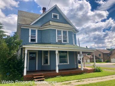 Main picture of 2 SE Goodwin Ave