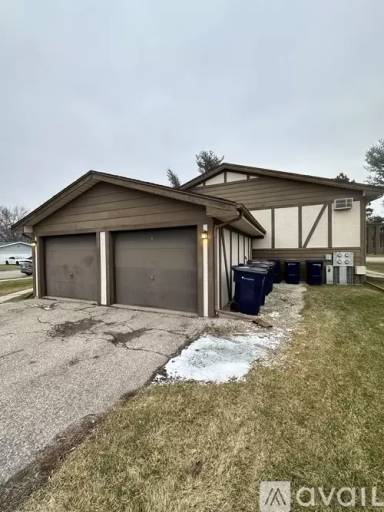 Main picture of 922 Suffolk Dr