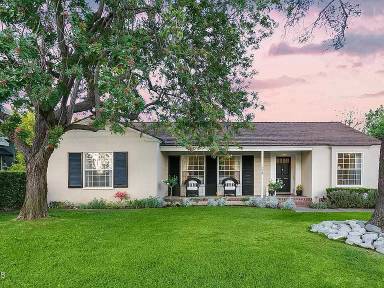 Main picture of 552 Twin Palms Dr