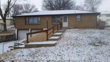 Main picture of 1432 N 64th St
