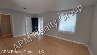 Main picture of 3424 Manor Ave