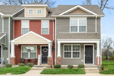 Main picture of 205 Alexander Blvd