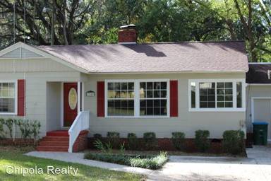 Main picture of 2949 Park St