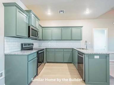 Main picture of 327 S Aydelotte Ave