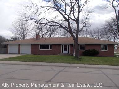 Main picture of 334 W 40th St