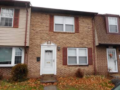Main picture of 353 Girard St