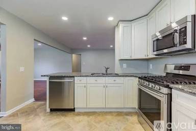 Main picture of 304 Browning Ln