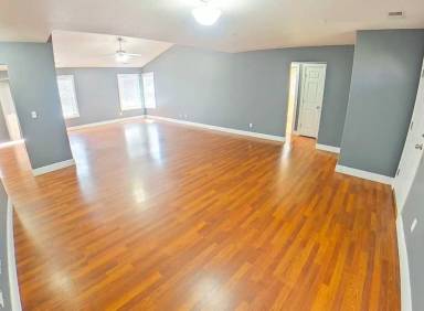 Main picture of 225 Walters Dr