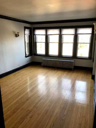 Main picture of 4161 W Cornelia Ave