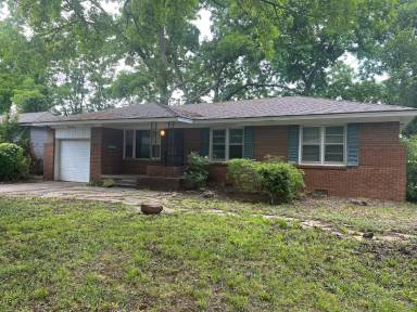 Main picture of 511 Fleetwood Dr