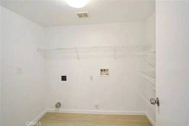 Main picture of 1119 Crescent Dr