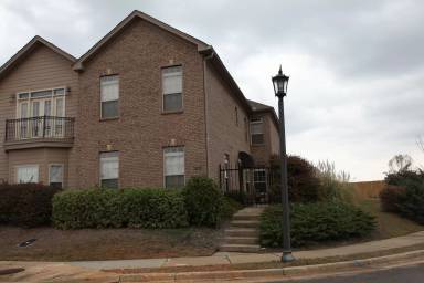Main picture of 1054 Runningvine Ln