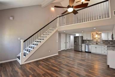 Main picture of 4912 SE Hardin Ave