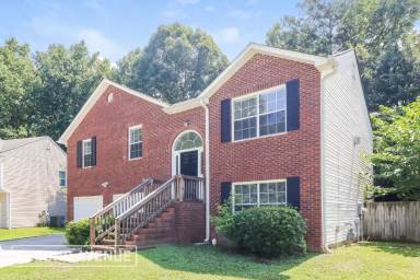 Main picture of 5774 Broadleaf Way