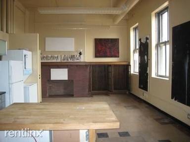 Main picture of 1513 N Western Ave