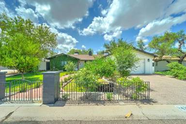 Main picture of 4331 E Avalon Dr