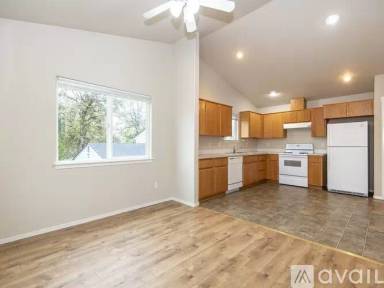 Main picture of 18183 Webster Rd