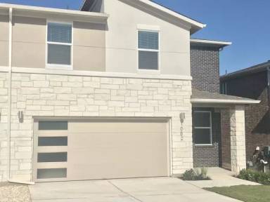 Main picture of 1048 Winnsboro Loop