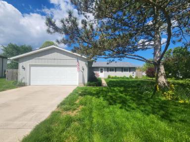 Main picture of 4710 Jaycox Rd