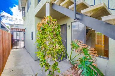 Main picture of 3967 Utah St