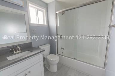 Main picture of 1352 E 23rd St