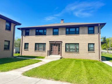 Main picture of N89W15657 Cleveland Ave