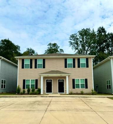 Main picture of 2205 Cedarbrook Ct
