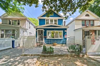 Main picture of 506 White Plains Rd