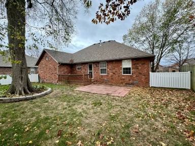 Main picture of 883 W Heather Glen Rd