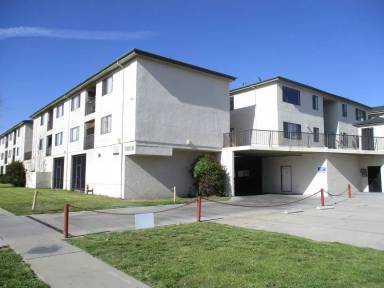 Main picture of 13016 Roselle Ave