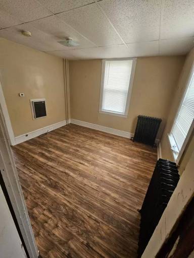 Main picture of 11 Worster St