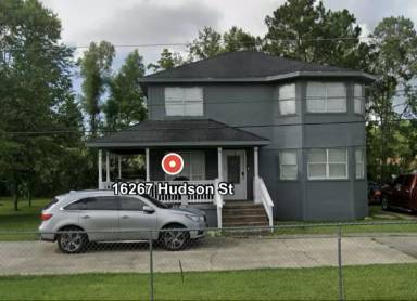 Main picture of 16267 Hudson St