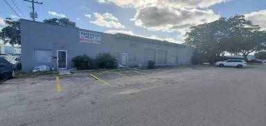 Main picture of 706 NE 42nd St