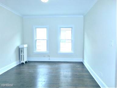 Main picture of 805 Elm St