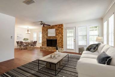 Main picture of 2100 Rabb Rd